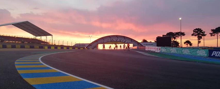 ambiance crépuscule des 24h du Mans rollers 2018
